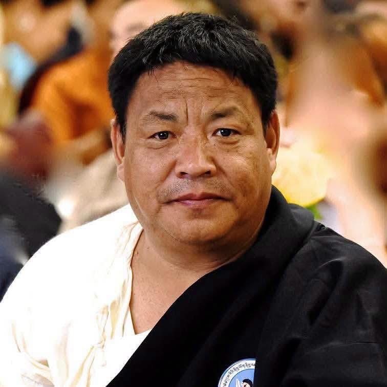 https://media.pincong.rocks/15ebc8251787482282f21253119fe2a9.jpg?width=756&height=756