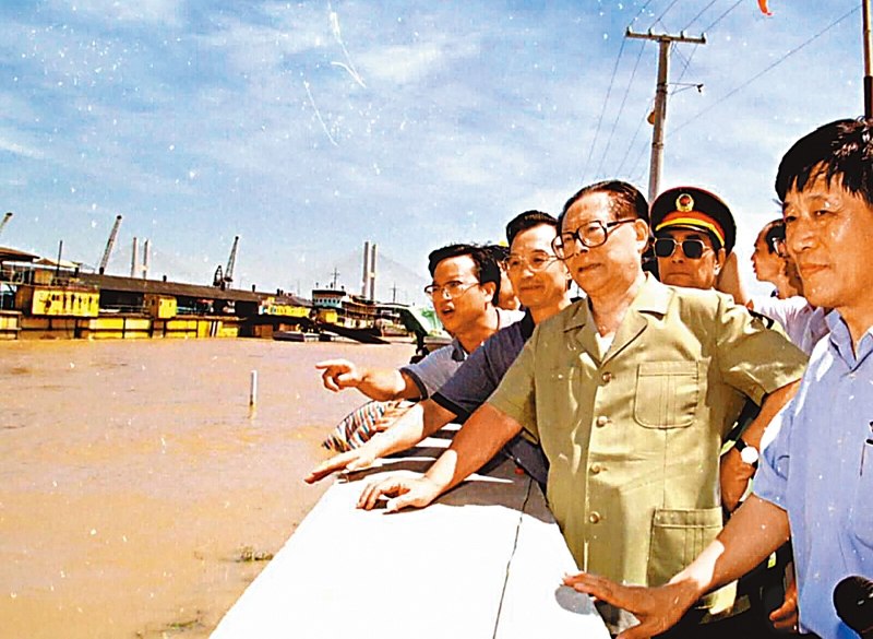 https://media.pincong.rocks/30b29b17bbfa4eb29ebe87056ca2650d.jpg?width=800&height=585