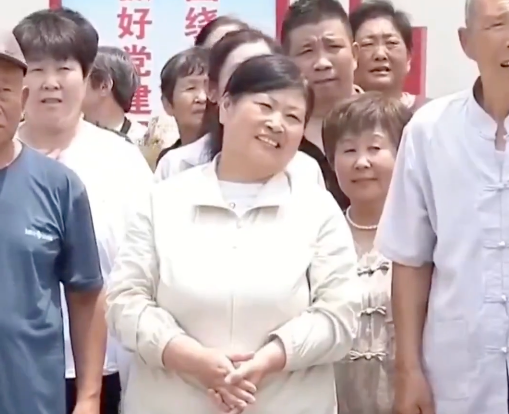https://media.pincong.rocks/74110a7ad7134f4bbab3fd1714771d8b.png?width=1018&height=828