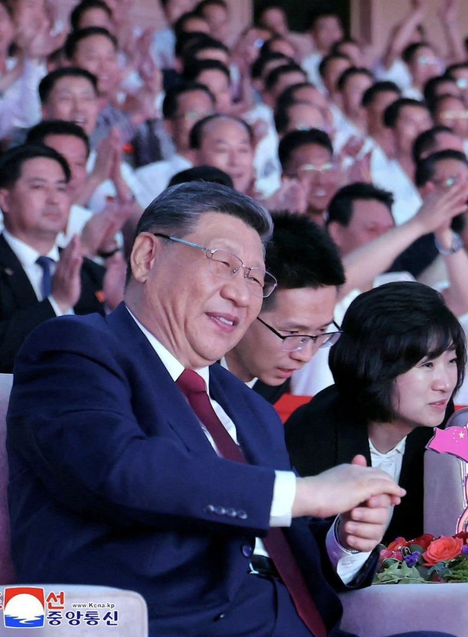 https://media.pincong.rocks/9e65c555c10e41f89503e26bb2063e31.jpg?width=941&height=1280