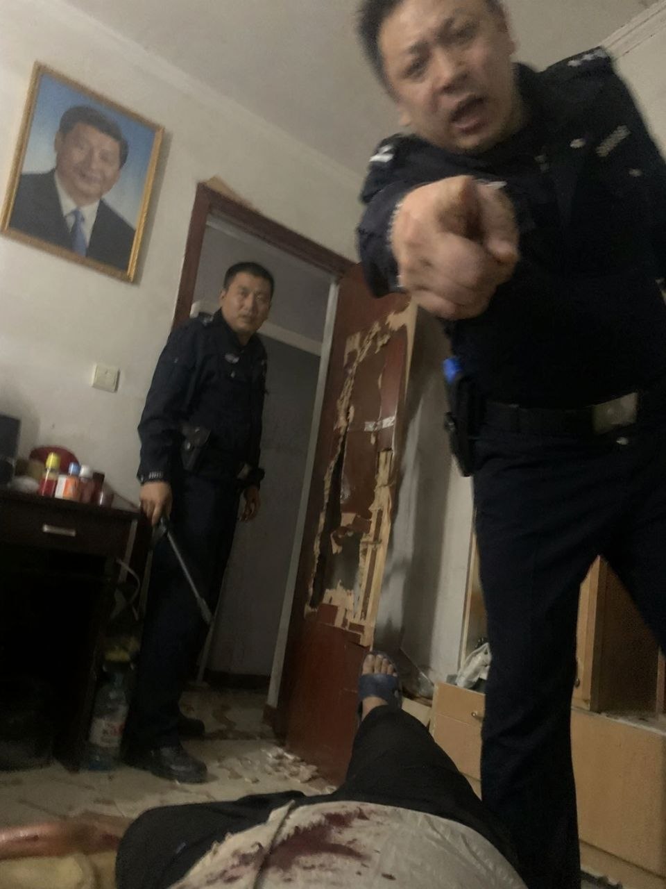https://media.pincong.rocks/fe94b31d3e704fd8b63c54e5bf68f4ec.jpg?width=960&height=1280